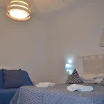 Into The Wild Green B&B